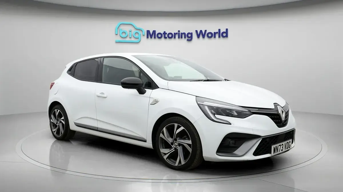 Used Renault Clio RS Line 90 HP (66 kW) 2023 Hatchback