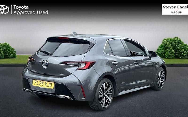 Used Toyota Corolla Design 140 HP (102 kW) 2026 Hatchback