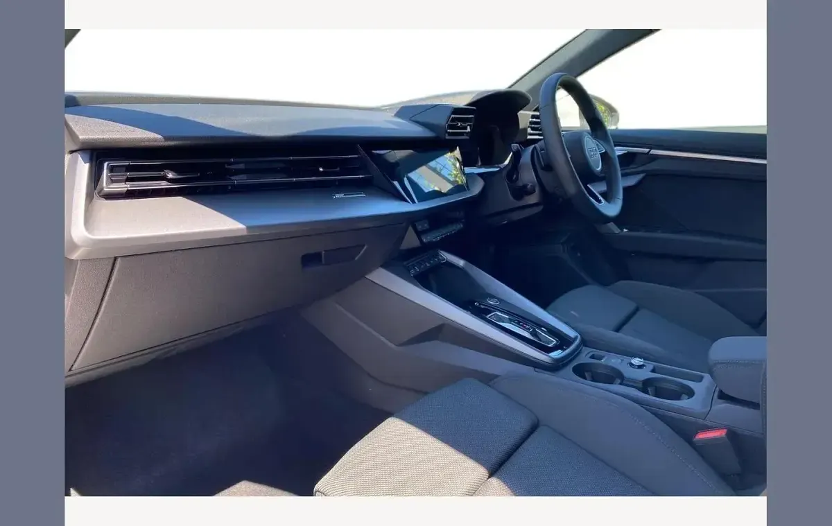 New Audi A3 e-tron Sport 204 HP (150 kW) 2025 White Hatchback