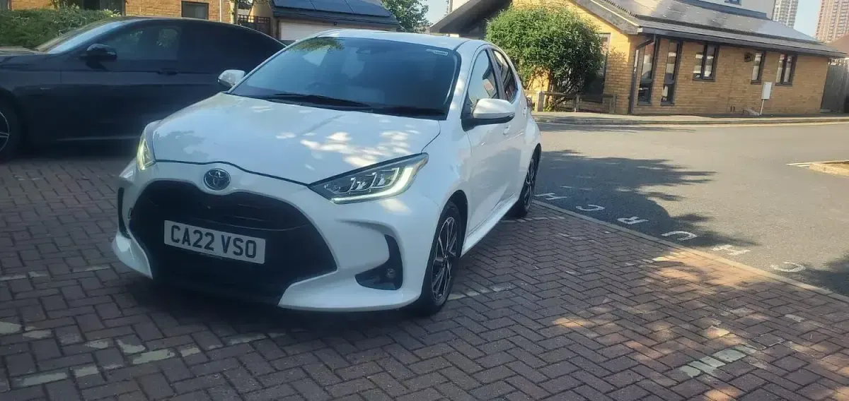 Used Toyota Yaris Design 2022 White Hatchback