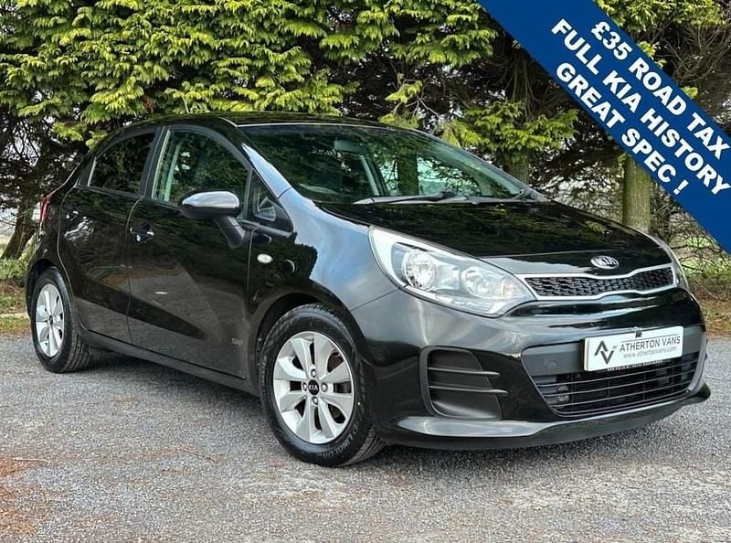 Black Used 2015 Kia Rio Hatchback | £6,690 (Fair price) - Image 1/4