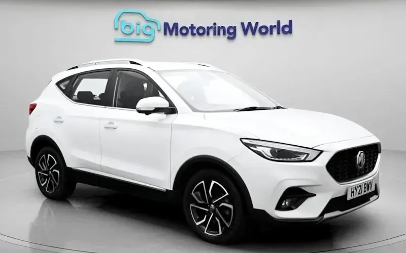 Usado MG ZS Exclusive 106 HP (77 kW) 2024 SUV