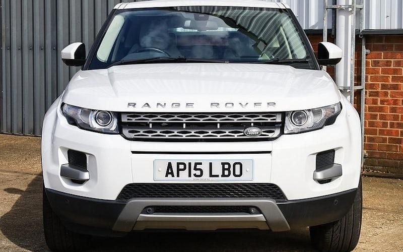 Used Land Rover Range Rover evoque Pure 190 HP (139 kW) 2015 Hatchback