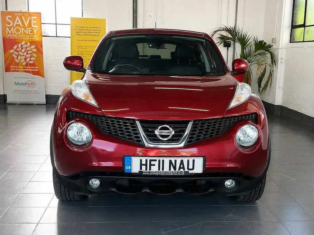 Usado Nissan Juke Tekna 117 HP (86 kW) 2011 Vermelho SUV