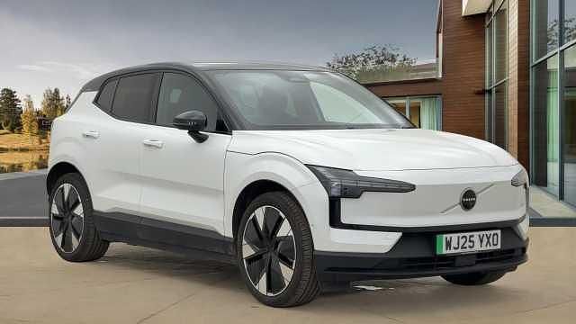 Used 2025 Volvo EX30 Performance SUV | £29,395 (Fair price) - Image 1/4