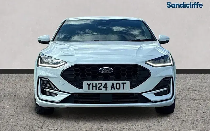 Used Ford Focus ST-Line 125 HP (91 kW) 2025 Hatchback