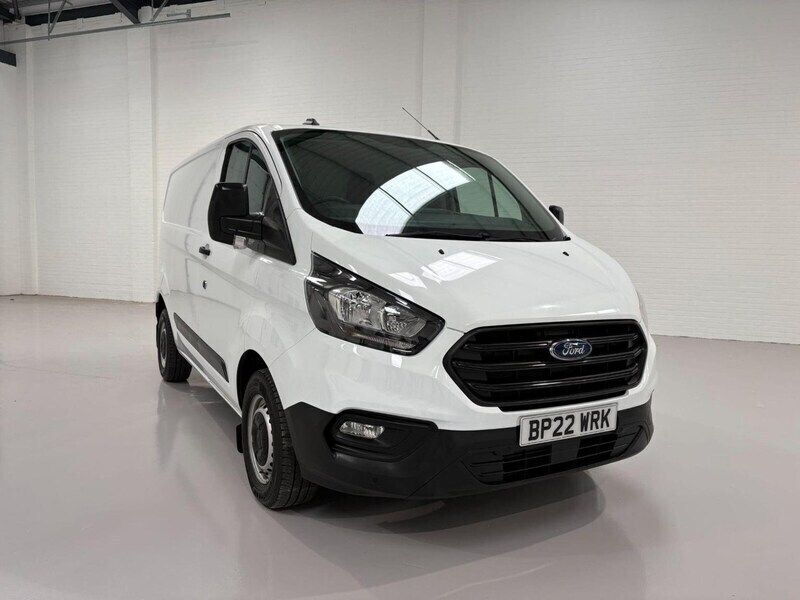 White Used 2022 Ford Transit Custom S Van | £16,000 (Super price) - Image 1/4