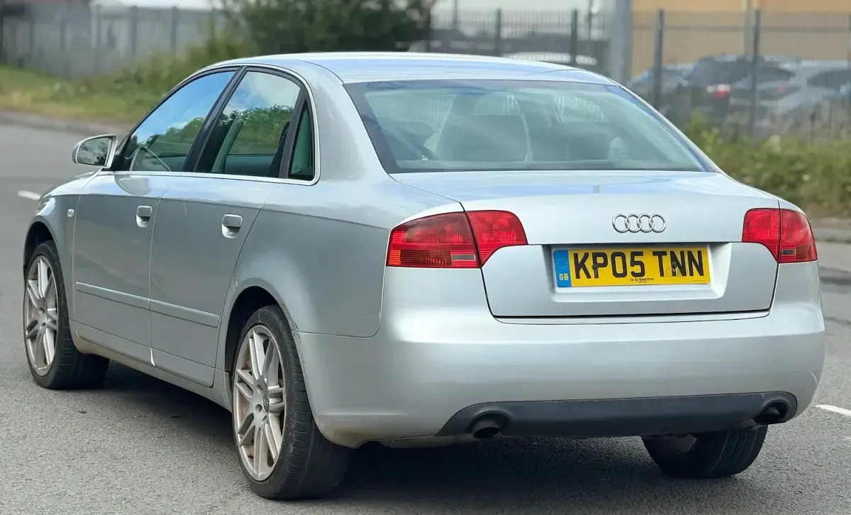 Used Audi A4 163 HP (119 kW) 2005 Silver Sedan