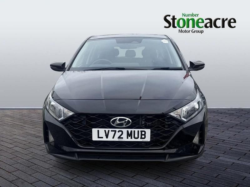 Used Hyundai i20 SE 100 HP (73 kW) 2022 Black Hatchback