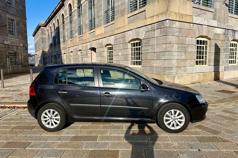 Black Used 2006 VW Golf V SE Hatchback | £2,250 (Fair price) - Image 1/1