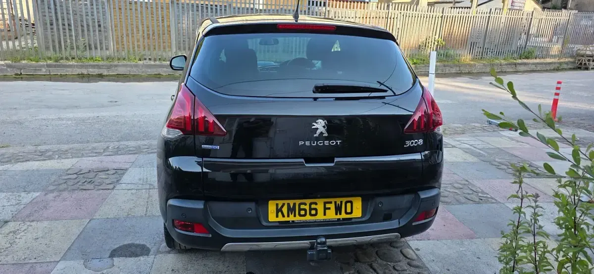 Used Peugeot 3008 Allure 2016 Black Hatchback