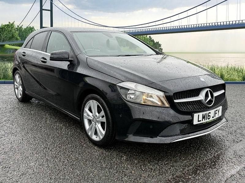 Used Mercedes A180 109 HP (80 kW) 2016 Black Hatchback