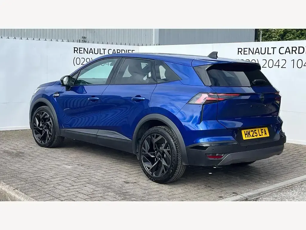Used Renault Symbioz Iconic Esprit Alpine 143 HP (105 kW) 2025 Blue  SUV