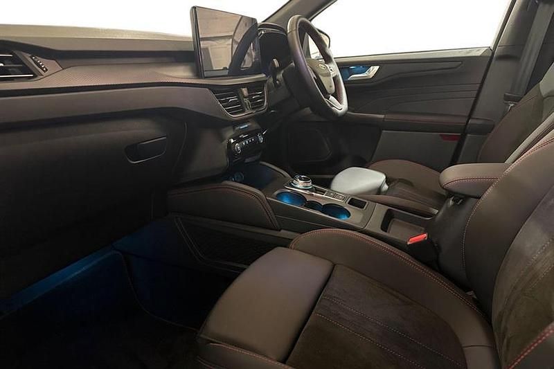 Used Ford Kuga ST-Line 243 HP (178 kW) 2025 Silver SUV