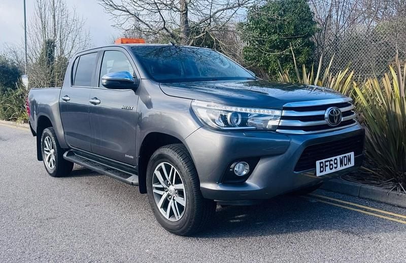 Used Toyota HiLux 2019 Grey Pickup
