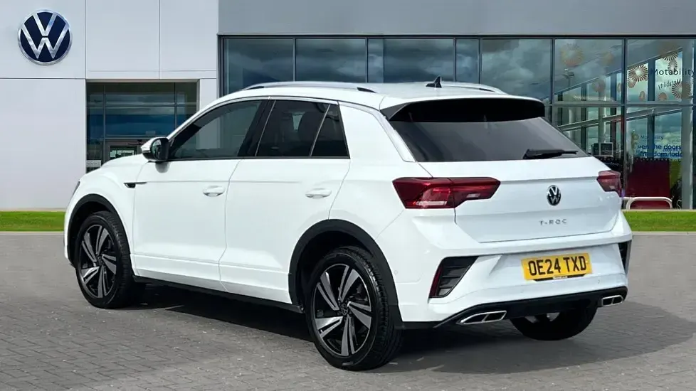 Used VW T-Roc R-line 150 HP (110 kW) 2024 Pure white SUV