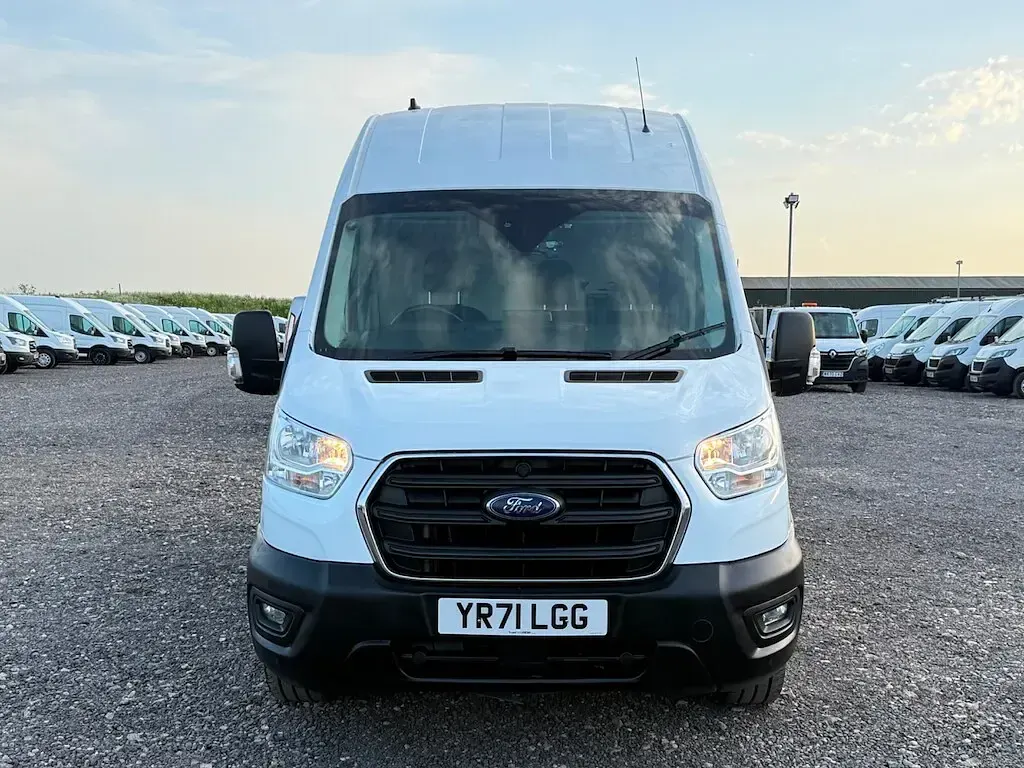 Used Ford Transit Trend 130 HP (95 kW) 2021 White Van