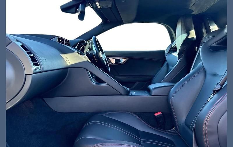 Used Jaguar F-Type Supercharged 380 HP (279 kW) 2016 Black Cabriolet