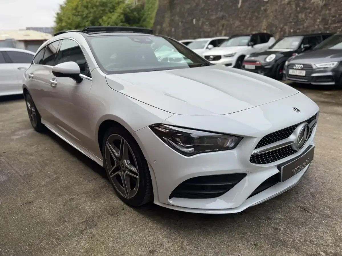 Used Mercedes CLA220 Shooting Brake AMG line 190 HP (139 kW) 2021 White Estate