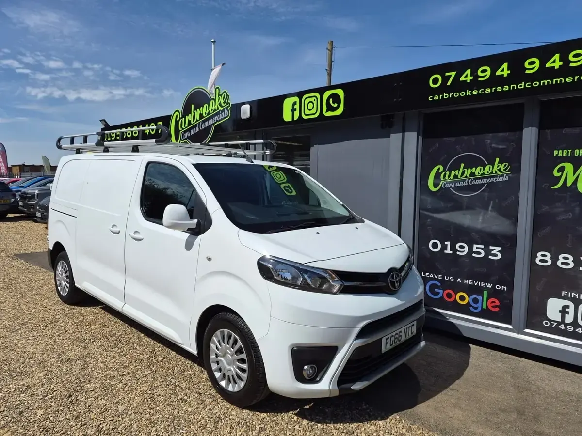 Used Toyota Proace Comfort 120 HP (88 kW) 2016 White MPV