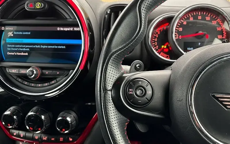 Used Mini John Cooper Works Countryman 306 HP (225 kW) 2020 Silver SUV