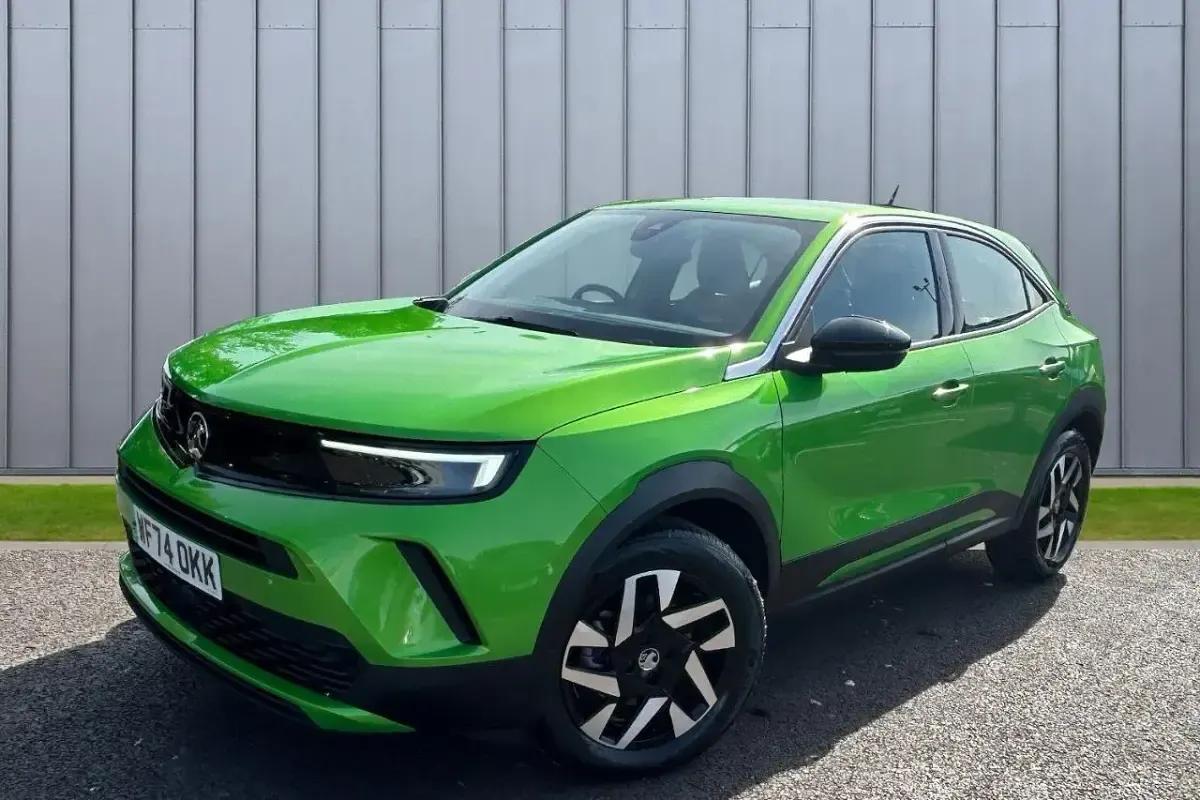 Usata Vauxhall Mokka Design Edition 98 kW (134 CV) 2024 Verde SUV