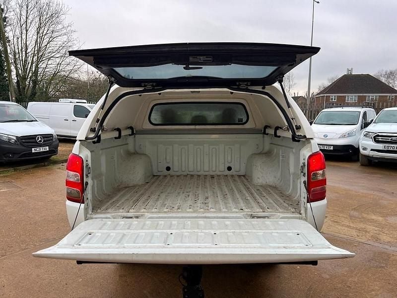 Used Fiat Fullback S 150 HP (110 kW) 2017 White Pickup