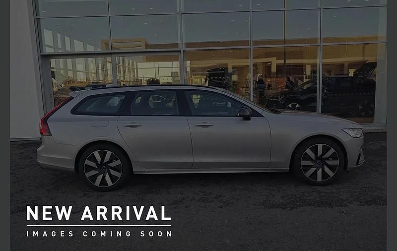 New Volvo V90 Plus 344 HP (253 kW) 2025 Silver Estate