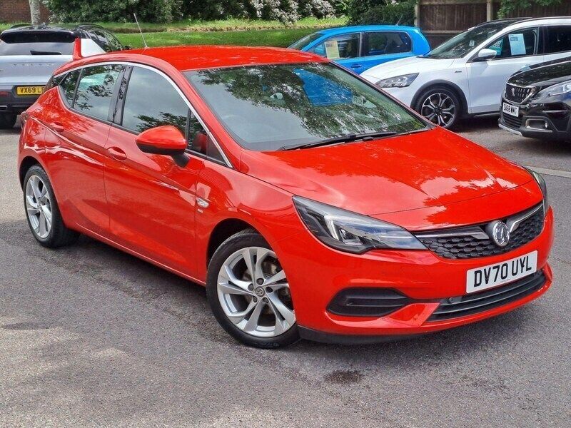 Red Used 2020 Vauxhall Astra SRi Hatchback | £10,299 (Fair price) - Image 1/4