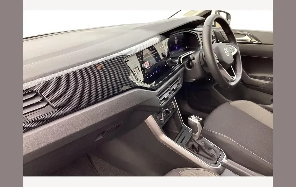 New VW Polo Match 95 HP (69 kW) 2025 White Hatchback