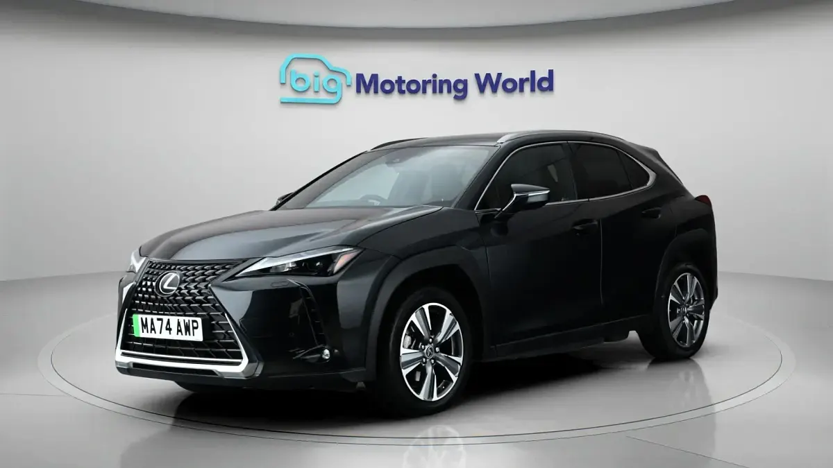Used Lexus UX 300e 150 kW (204 HP) 2024 Black SUV
