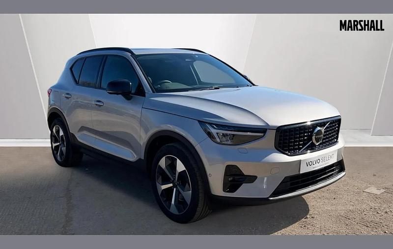 Used Volvo XC40 Ultimate 194 HP (142 kW) 2023 Silver SUV