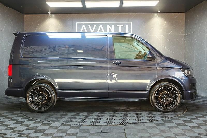 Used VW T6.1 Highline 102 HP (75 kW) 2019 Blue Van