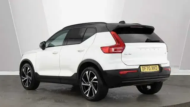 Used Volvo XC40 R-Design Pro 161 HP (118 kW) 2021 SUV