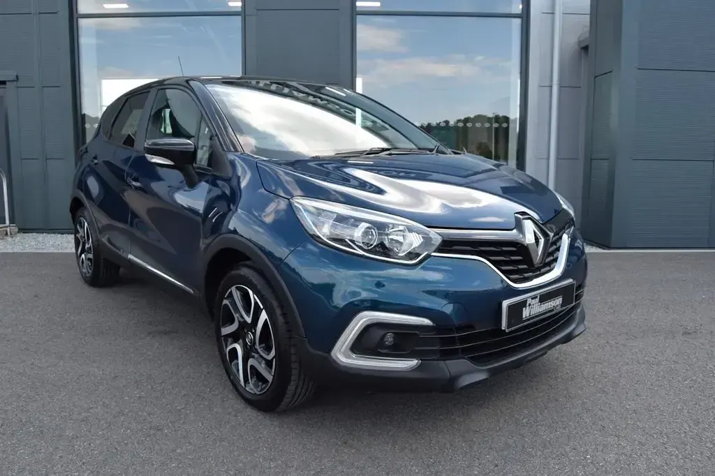Used Renault Captur Iconic 90 HP (66 kW) 2020 Blue SUV
