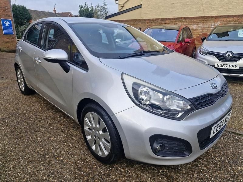 Silver Used 2014 Kia Rio Hatchback | £3,495 (Fair price) - Image 1/3