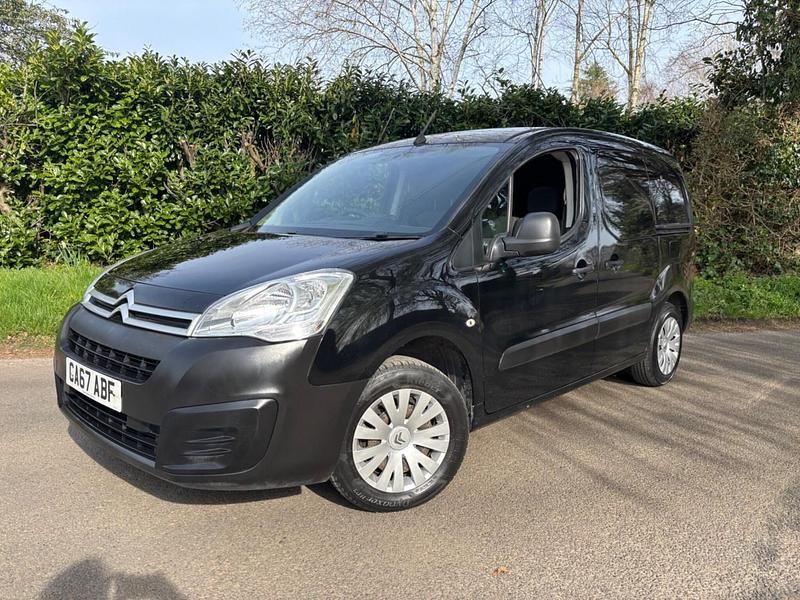 Used Citroën Berlingo 75 HP (55 kW) 2018 Black MPV