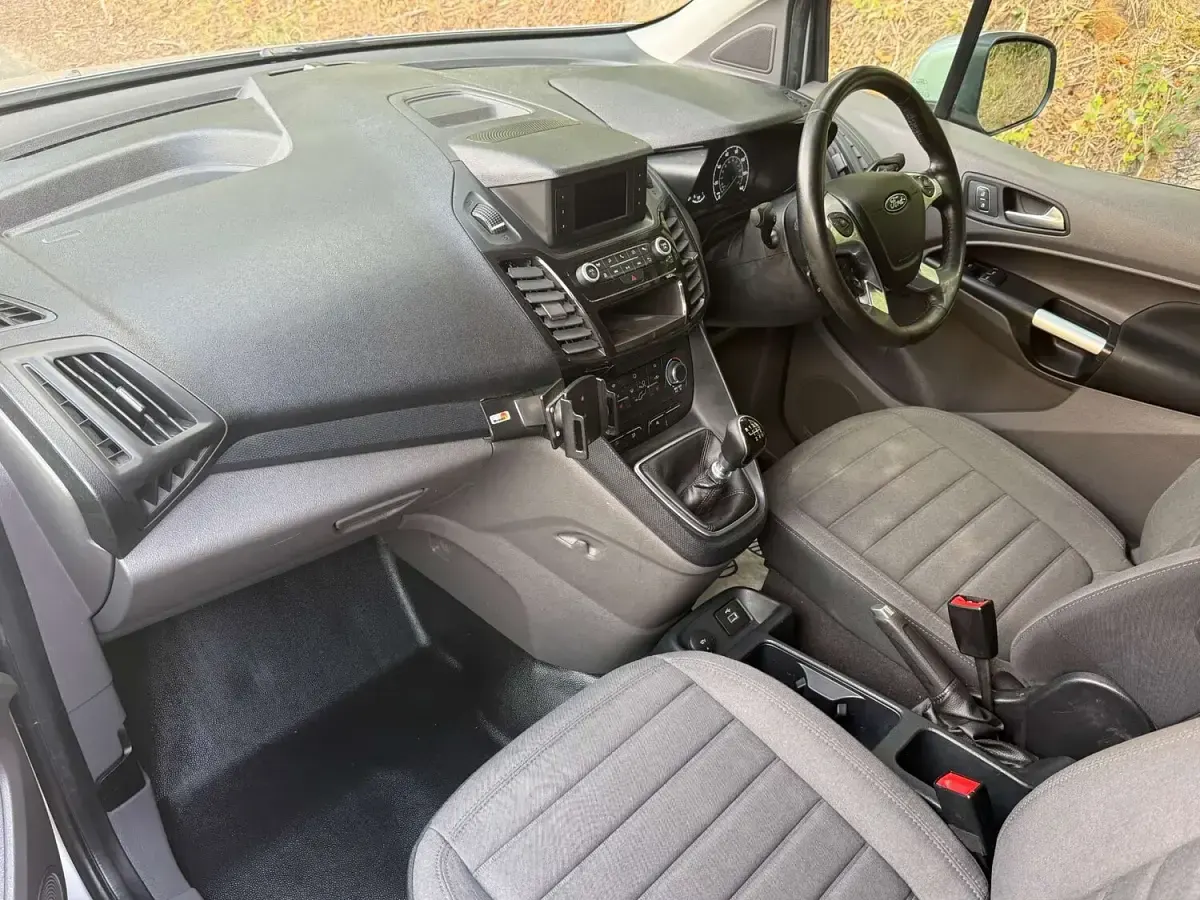 Used Ford Transit Connect Limited 2020 Silver MPV
