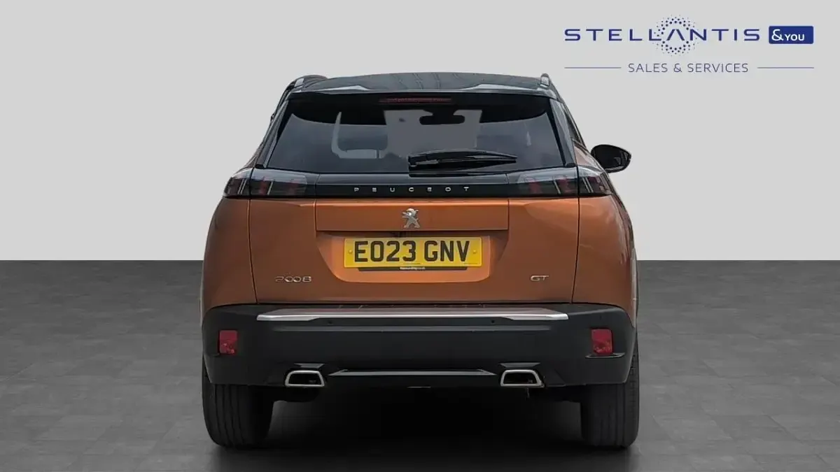 Used Peugeot 2008 GT 129 HP (94 kW) 2023 Orange SUV