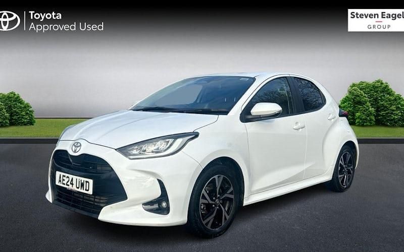 Used Toyota Yaris Hybrid Design 116 HP (85 kW) 2025 Hatchback