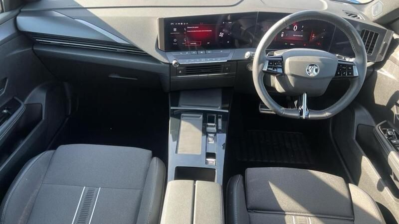 Blue Used 2024 Vauxhall Astra S Estate | £20,472 (Good price) - Image 1/4