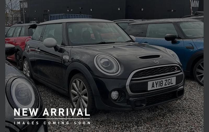 Used Mini Cooper S Hatch 189 HP (139 kW) 2018 Black Hatchback
