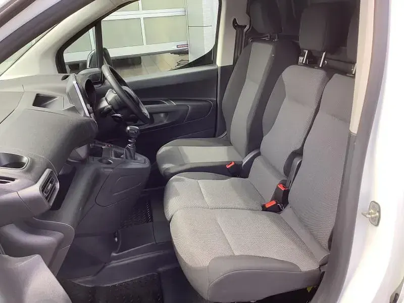 Used Citroën e-Berlingo 100 HP (73 kW) 2022 White