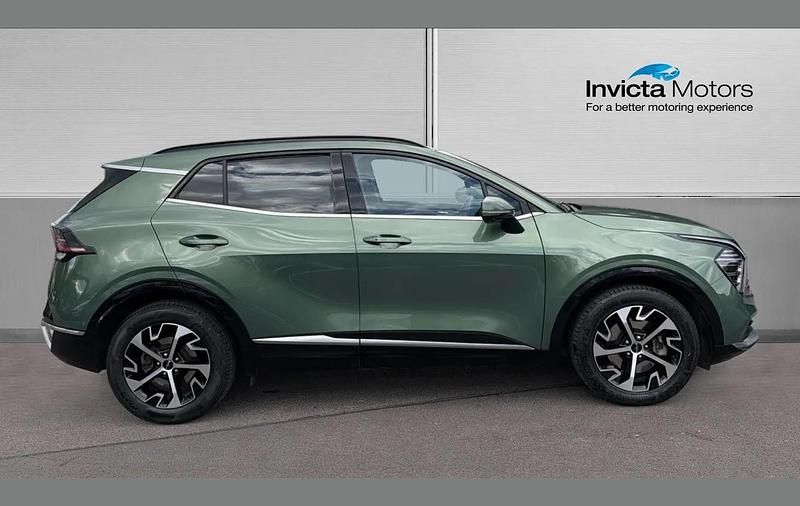 Used Kia Sportage 226 HP (166 kW) 2023 Green SUV