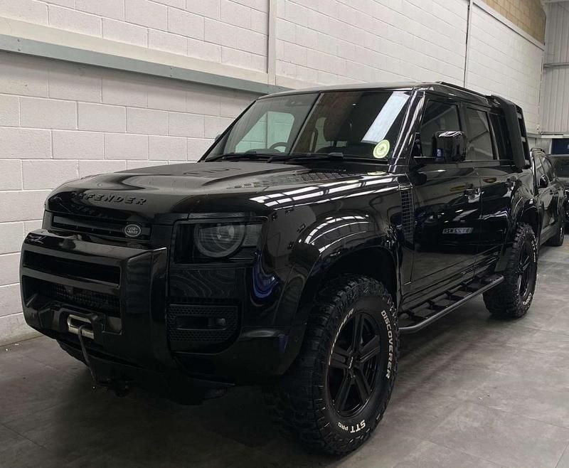 Used Land Rover Defender SE 2021 Black SUV