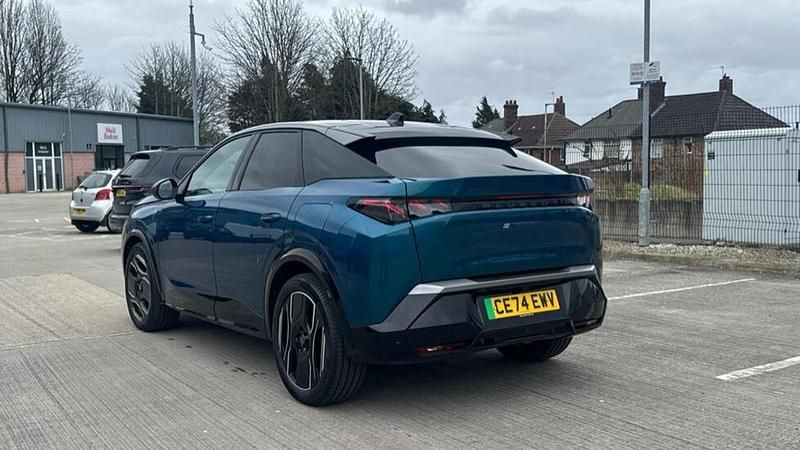 Used Peugeot e-3008 GT 152 kW (207 HP) 2024 Blue SUV
