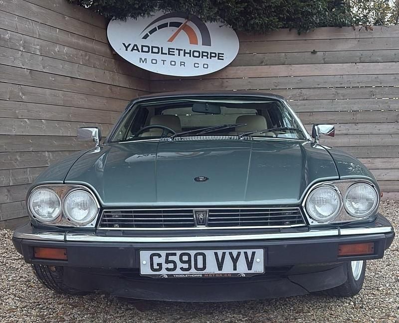Used Jaguar XJS 284 HP (208 kW) 1990 Green Cabriolet