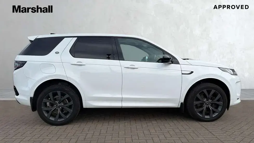 Used Land Rover Discovery Sport SE Dynamic 204 HP (150 kW) 2023 Solid  fuji white SUV