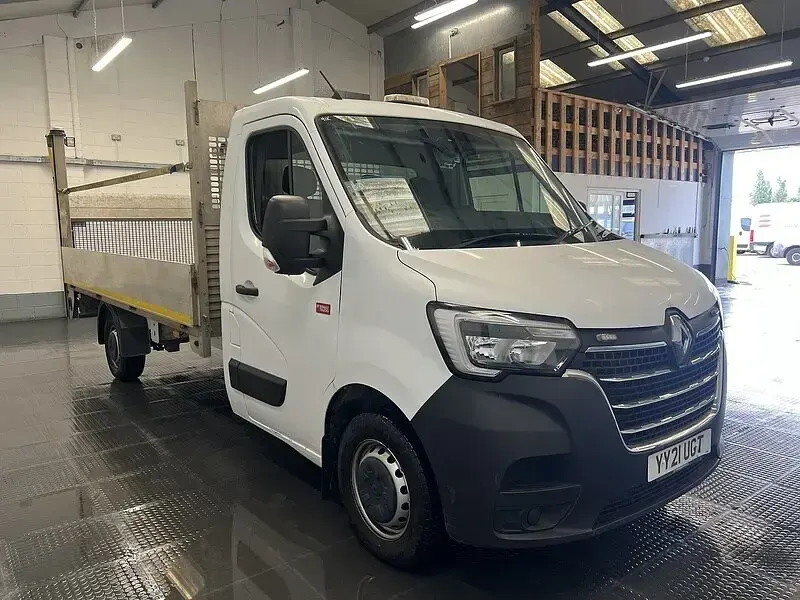 Used Renault Master Komfort 2021 White MPV