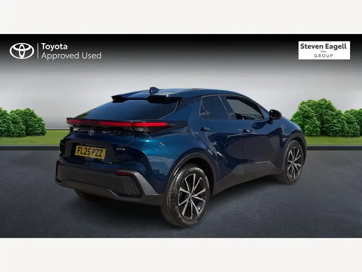 Used Toyota C-HR Design 140 HP (102 kW) 2025 Blue SUV